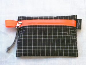 TRAIL ZIP WALLET Black x Orange